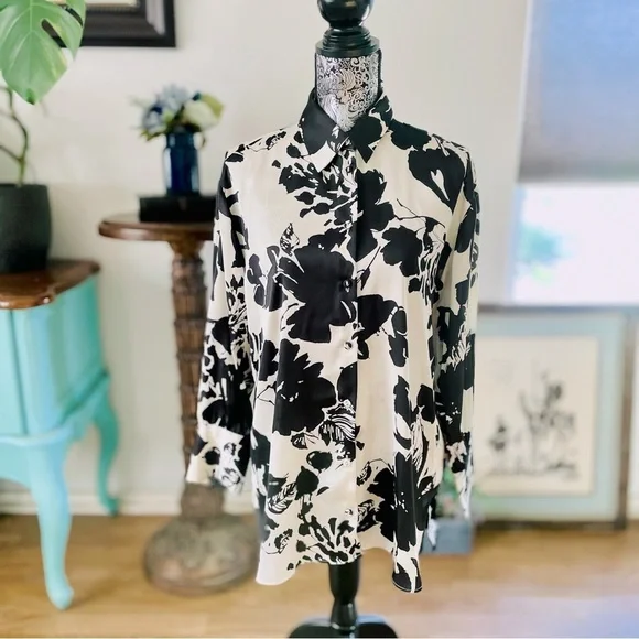 Zara Floral Print Button Down Silk Shirt in Ecru / Black Size M - Picture 10 of 16